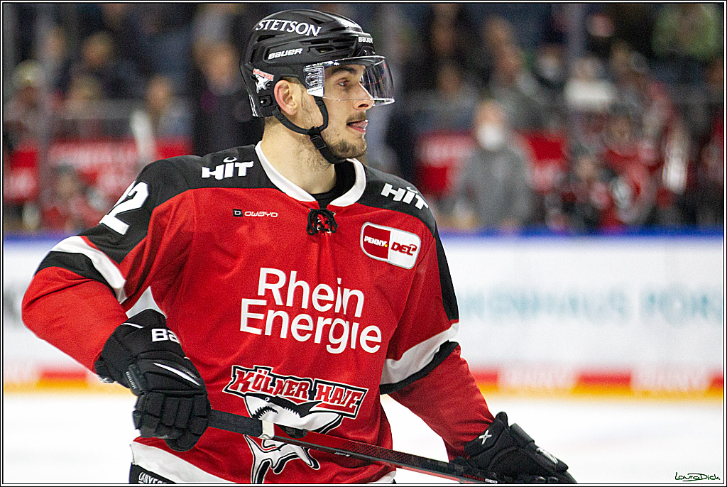PENNY DEL;  Koelner Haie - Straubing Tigers; Koeln, 15.10.2021